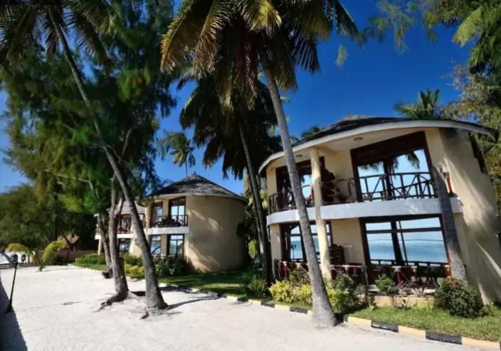 Ahg Maya Bay Resort & Spa Michamvi Exterior foto